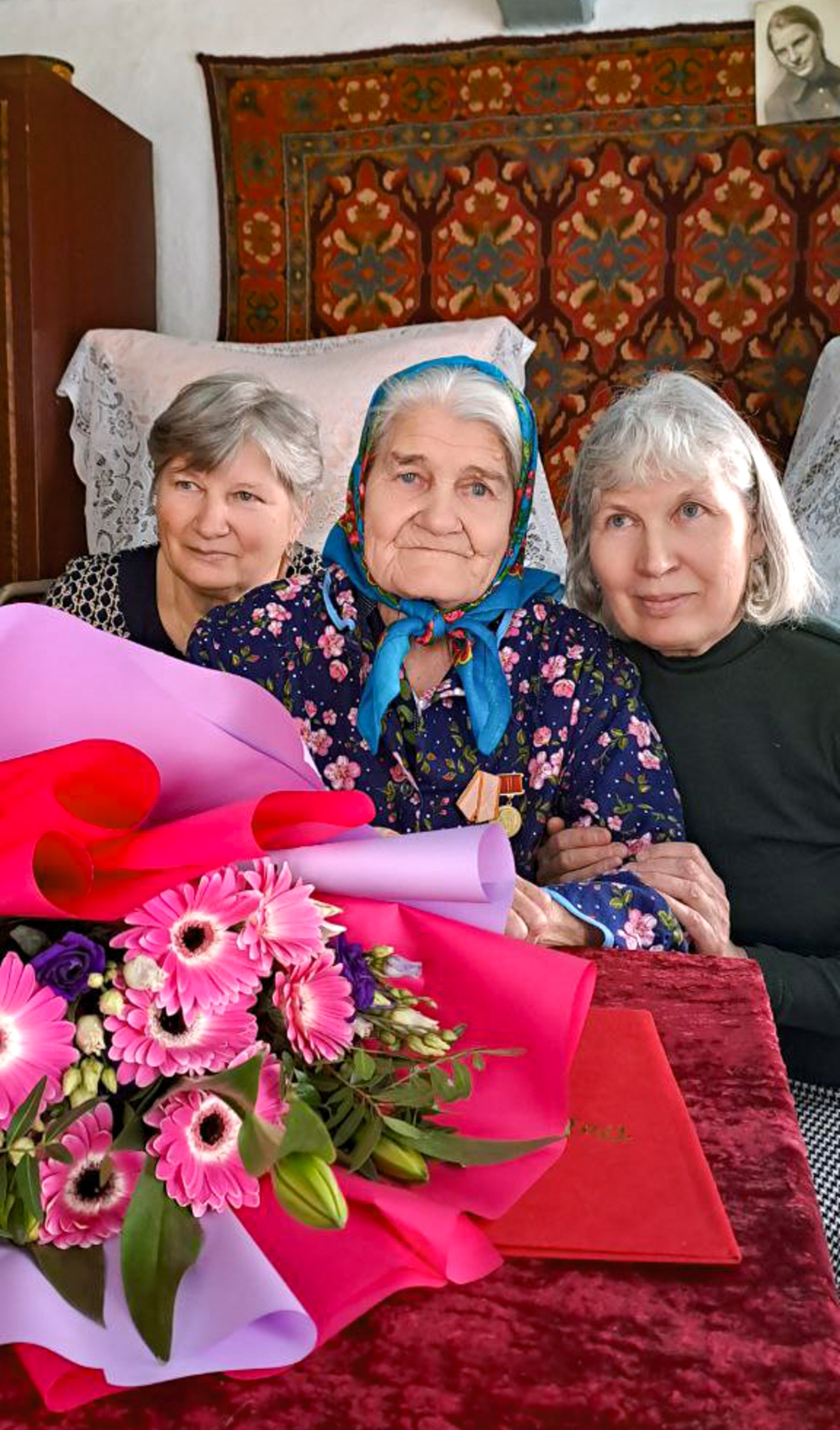 “Әни янда булу – бәхет”